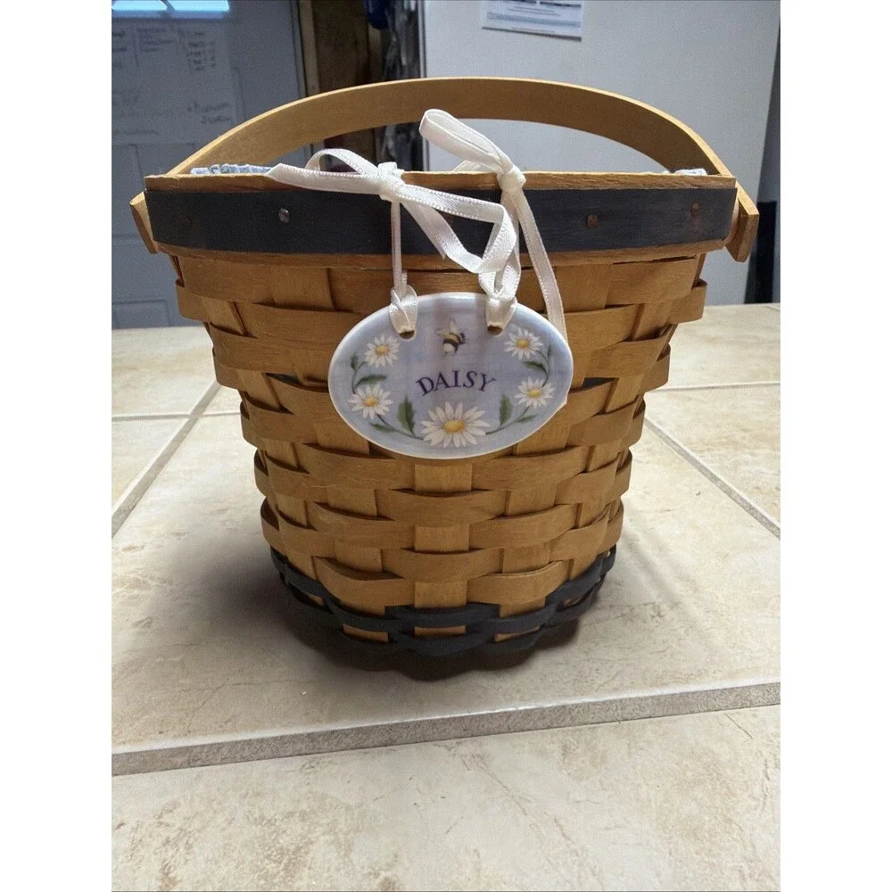 Longaberger Daisy Basket 1999 May Series W/ Liner, See Pics Fantastic Condition